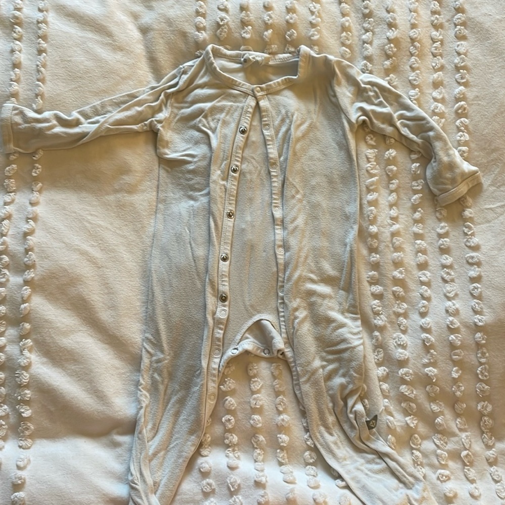 Kyte onesie